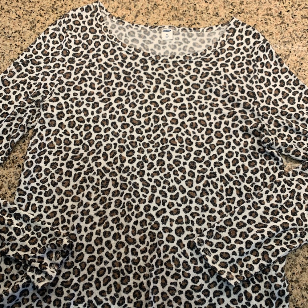 Old navy sweater M
